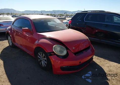 2013 Volkswagen Beetle 2.5L Entry из США, поврежденный, VIN 3VWFP7AT8DM660472